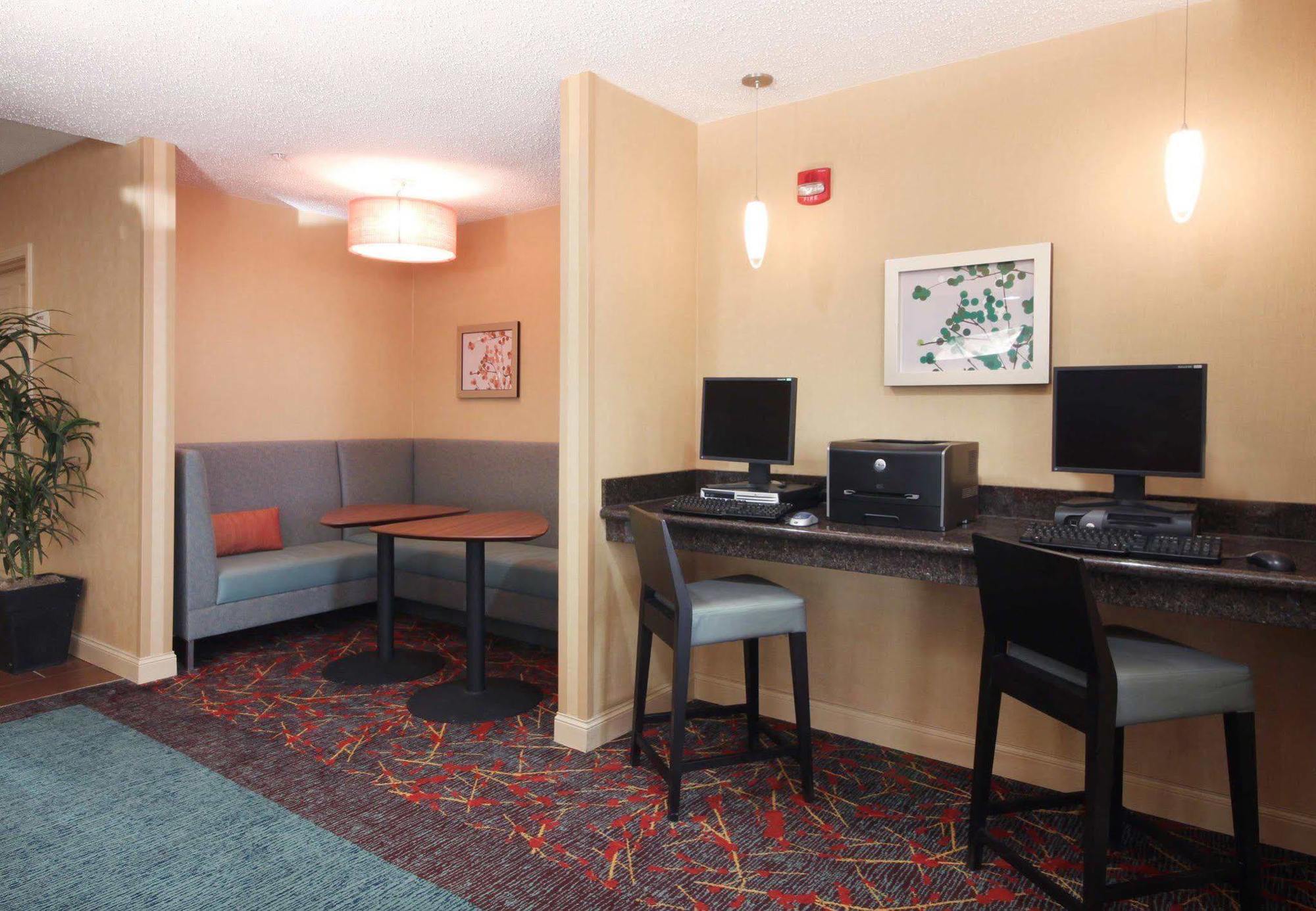 Residence Inn Houston North Удобства фото